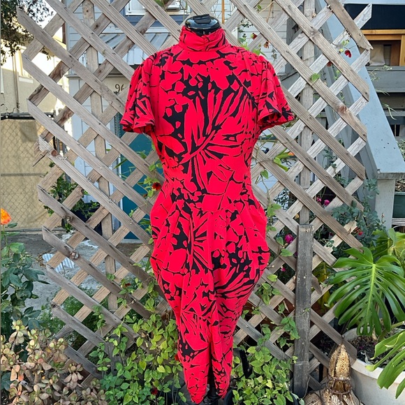 *RARE* Vintage 1980s Joni Blair Red and Black Abstract Pattern Dress - Picture 4 of 15